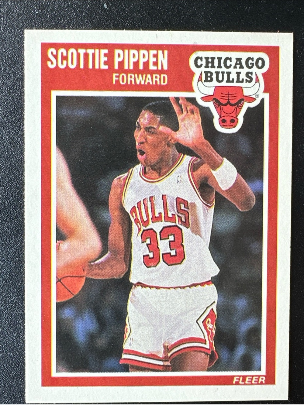 1989 Fleer Basketball #23 Scottie Pippen - 2nd Year Issue - Mint Condition